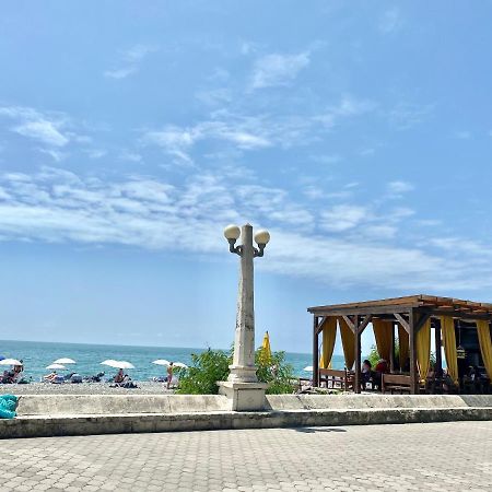 Квартира 1-Комнатная - До Моря 2 Мин - В Центре Soukhoumi Extérieur photo